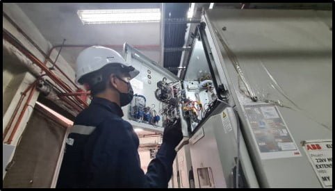 Data Logging for Power Factor Analysis at Mewaholeo Industries Sdn Bhd Pasir Gudang, Johor